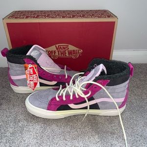 Vans Sk8-Hi 46 Mte Dx Women’s 10/Men’s 8.5